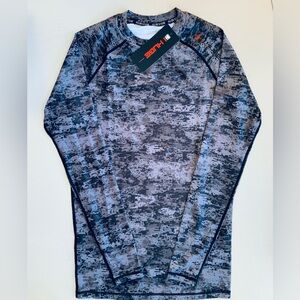 HUGE supper Stretch Long Sleeve Rash Guard